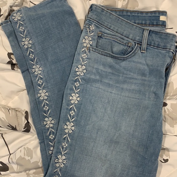 Cute Embroidered Skinny Jeans - Picture 2 of 2